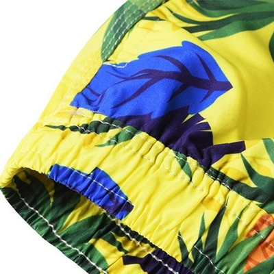 New Summer Beach Pants Men'S Loose Yellow Shorts Youth Thin Model